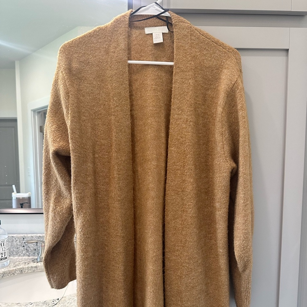 Long Cardigan - Picture 2 of 2